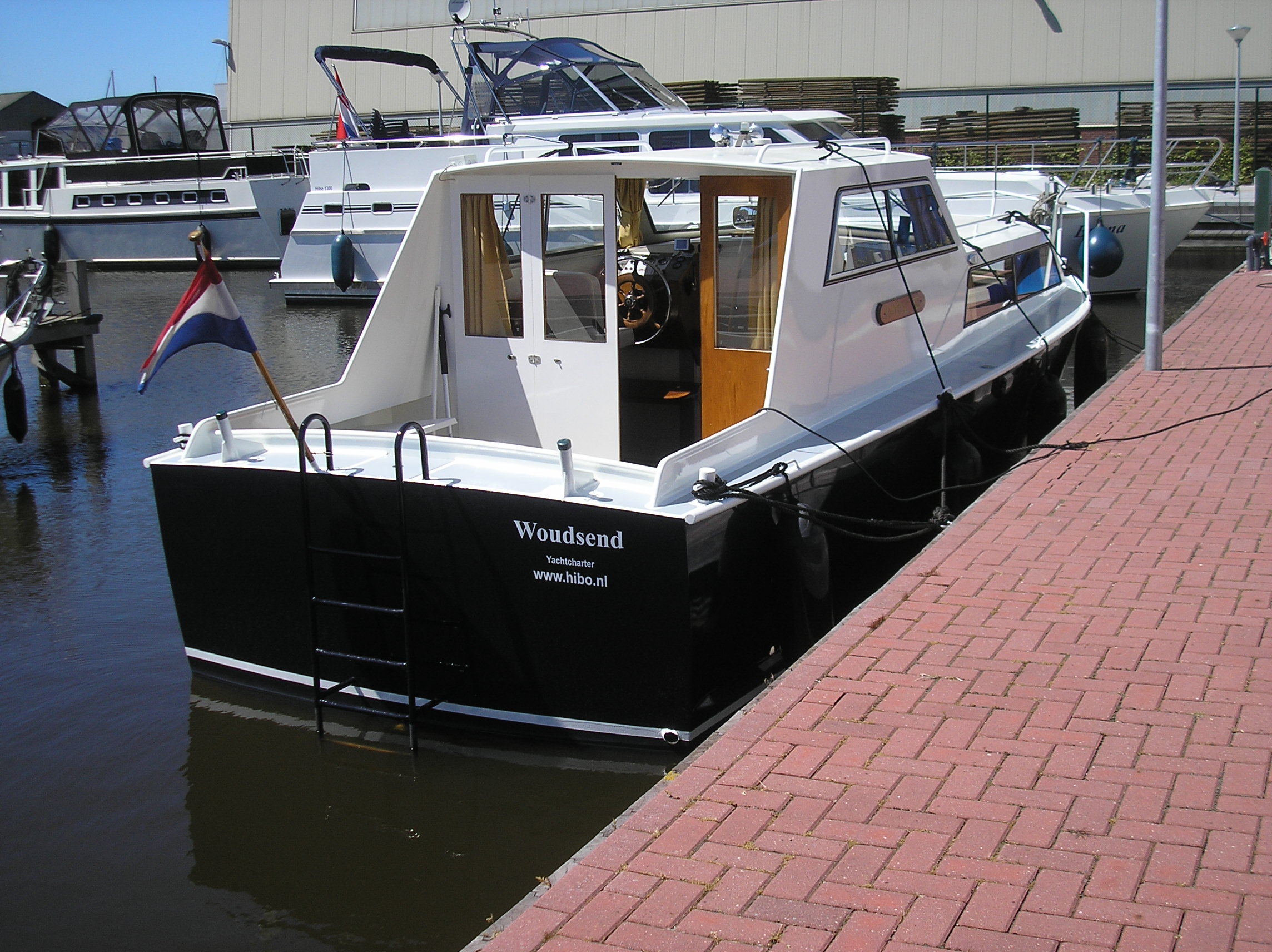 Photo #6 - Excellent 900 (Inyol) in Woudsend - 61756