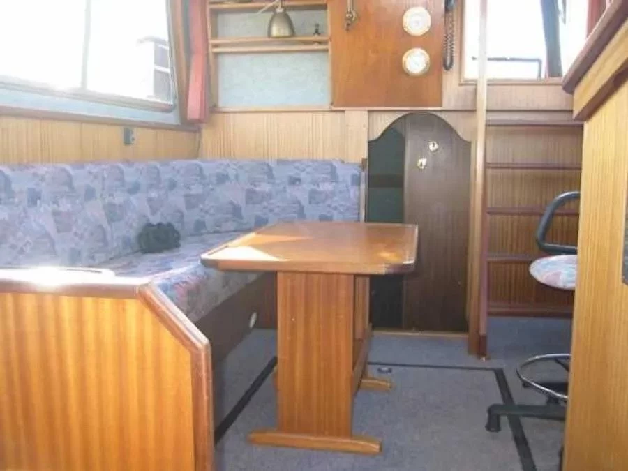 Success 1050 (Twieberr) Interior image - 3