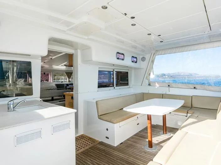 Lagoon 440 (Alice) Interior image - 1