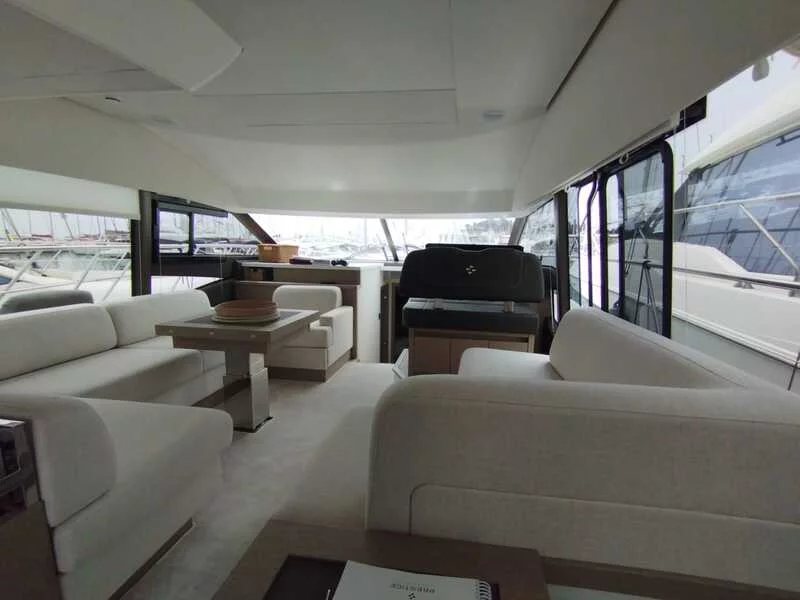 Prestige 520 Fly (Baby Indy)  - 16