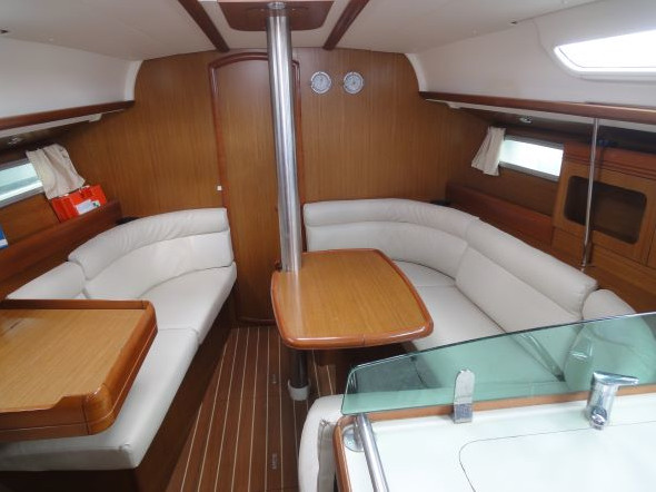 Photo #9 - Sun Odyssey 36i (Celeste) in Lavrion - 61547