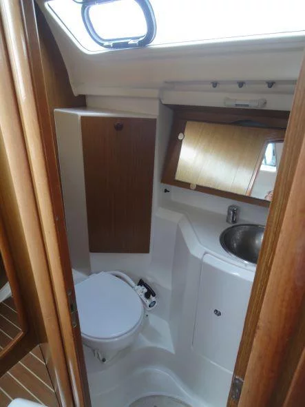 Sun Odyssey 36i (Celeste)  - 7