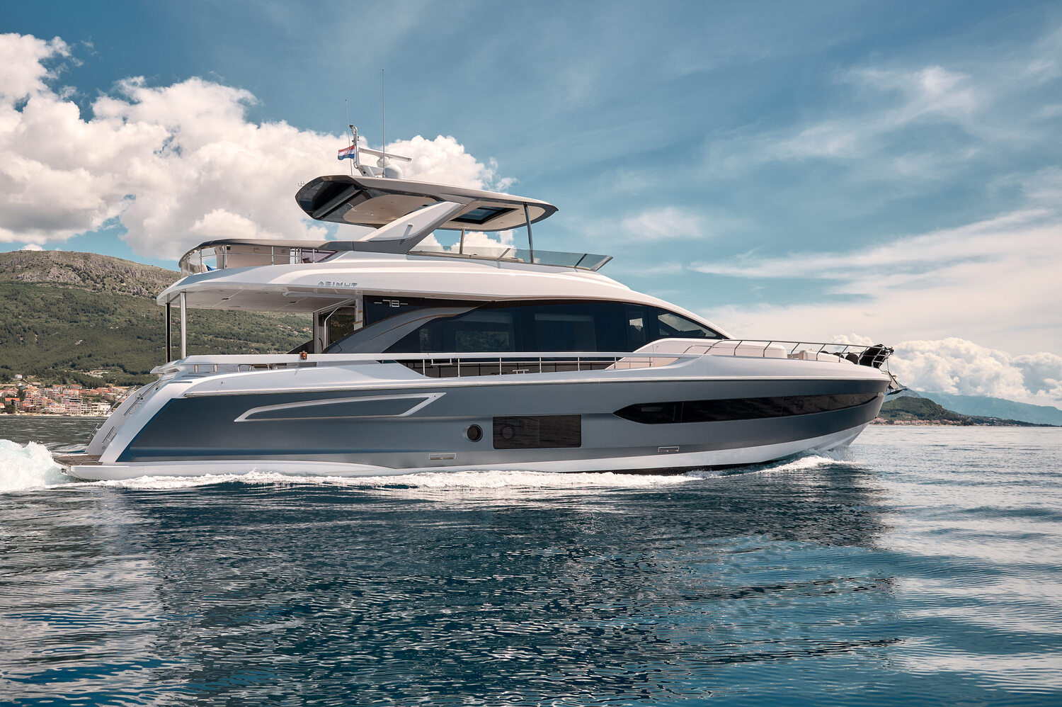 Photo #5 - Azimut 78 Fly (Viva) in Trogir - 23709