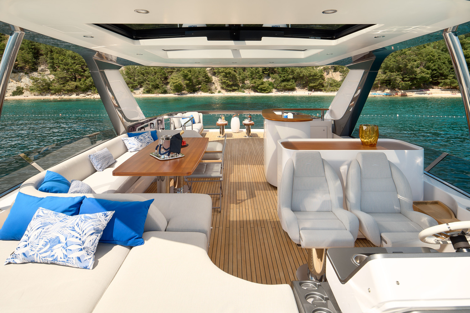 Photo #35 - Azimut 78 Fly (Viva) in Trogir - 23709