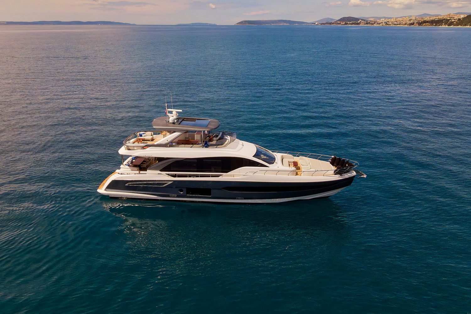 Photo #17 - Azimut 78 Fly (Viva) in Trogir - 23709