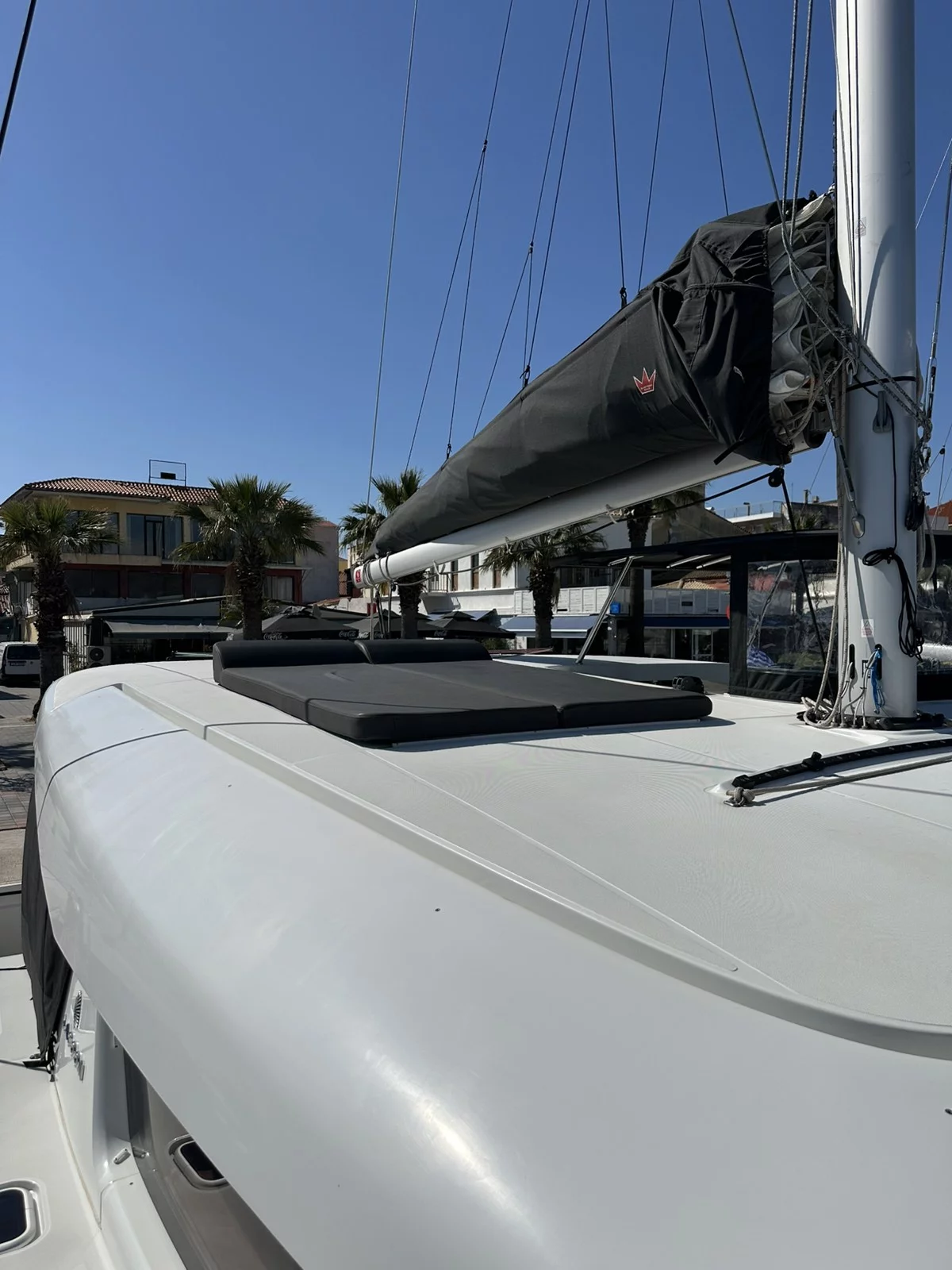 Lagoon 42 (Magellan)  - 16