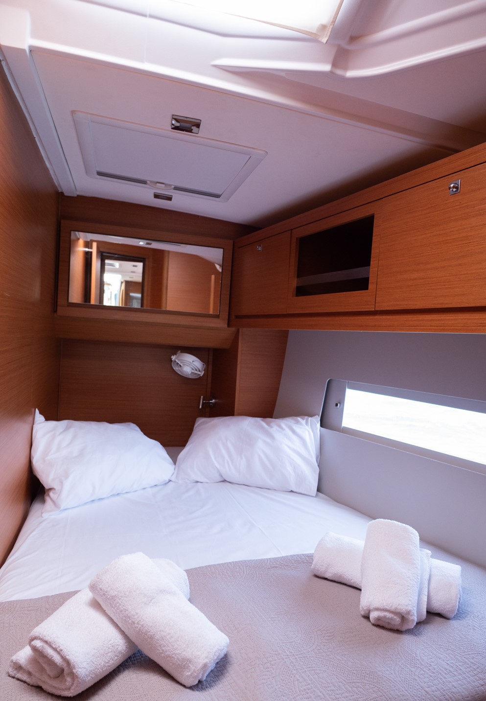 Photo #9 - Dufour 470 (Andromeda) in Athen - 20764