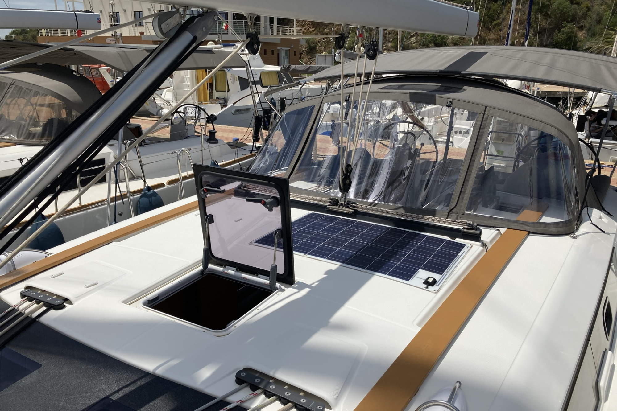 Photo #15 - Dufour 460 Grand Large 5Cab (Abraxan) in Portisco - 8064