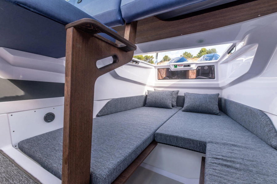 Photo #5 - Axopar 29 XC Cross Cabin (Pelegrin) in Trogir - 22239