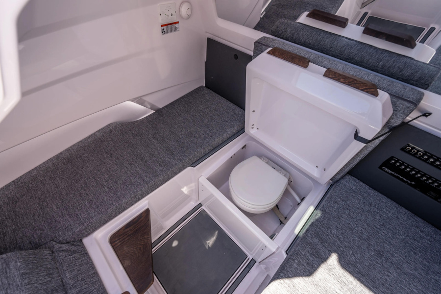 Photo #4 - Axopar 29 XC Cross Cabin (Pelegrin) in Trogir - 22239