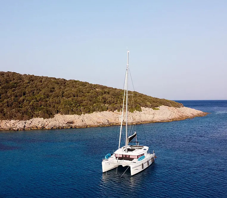 Photo #7 - Lagoon 450 (La Luna) en Fethiye - 61666