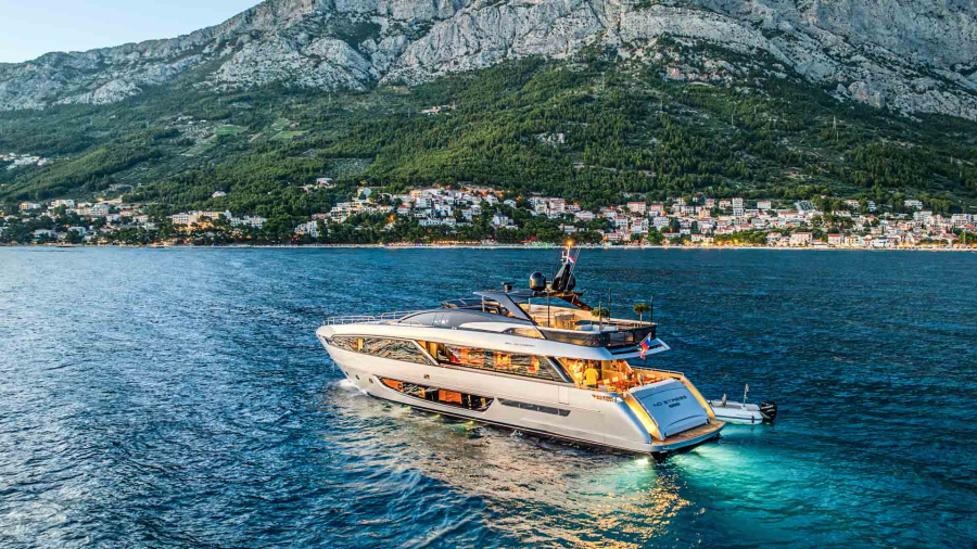 Photo #24 - Riva Corsaro 100 (No Stress 888) in Baska Voda - 61683