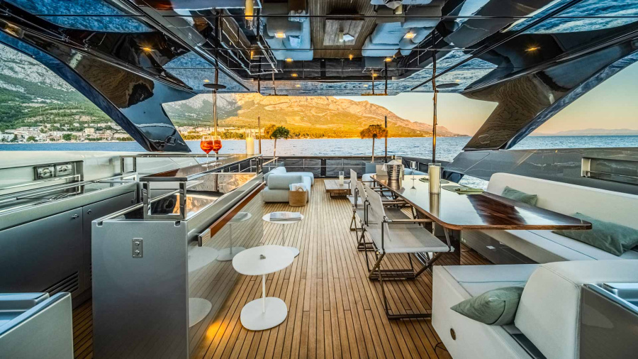 Photo #17 - Riva Corsaro 100 (No Stress 888) in Baska Voda - 61683
