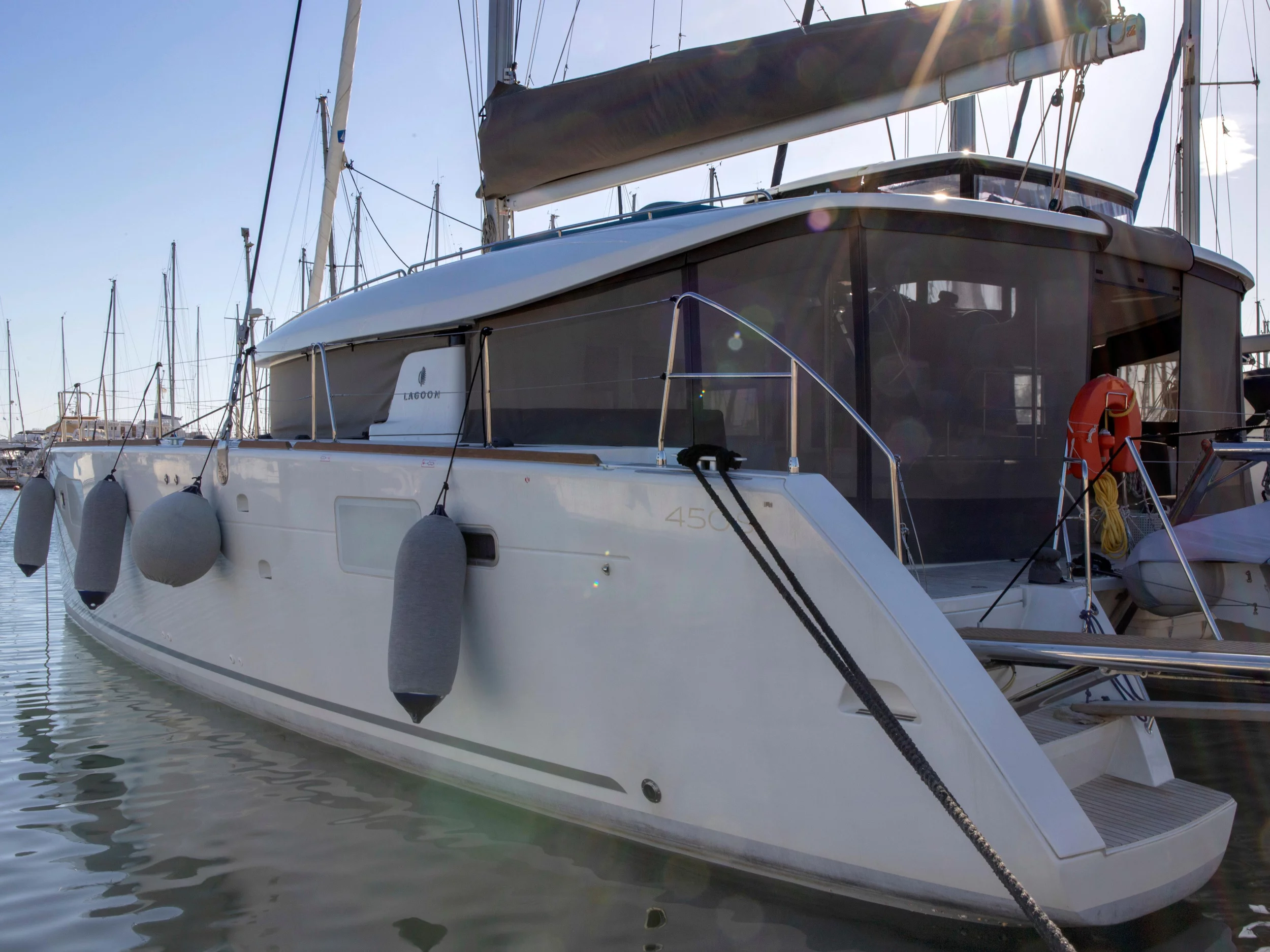 Lagoon 450 (Satyam Melody) Main image - 0