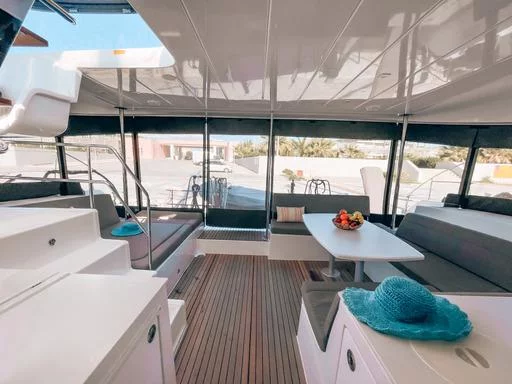Lagoon 450 (Satyam Melody)  - 14