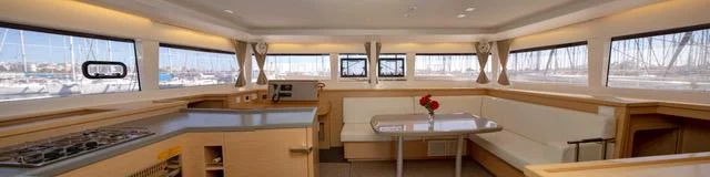 Lagoon 450 (Satyam Melody)  - 11