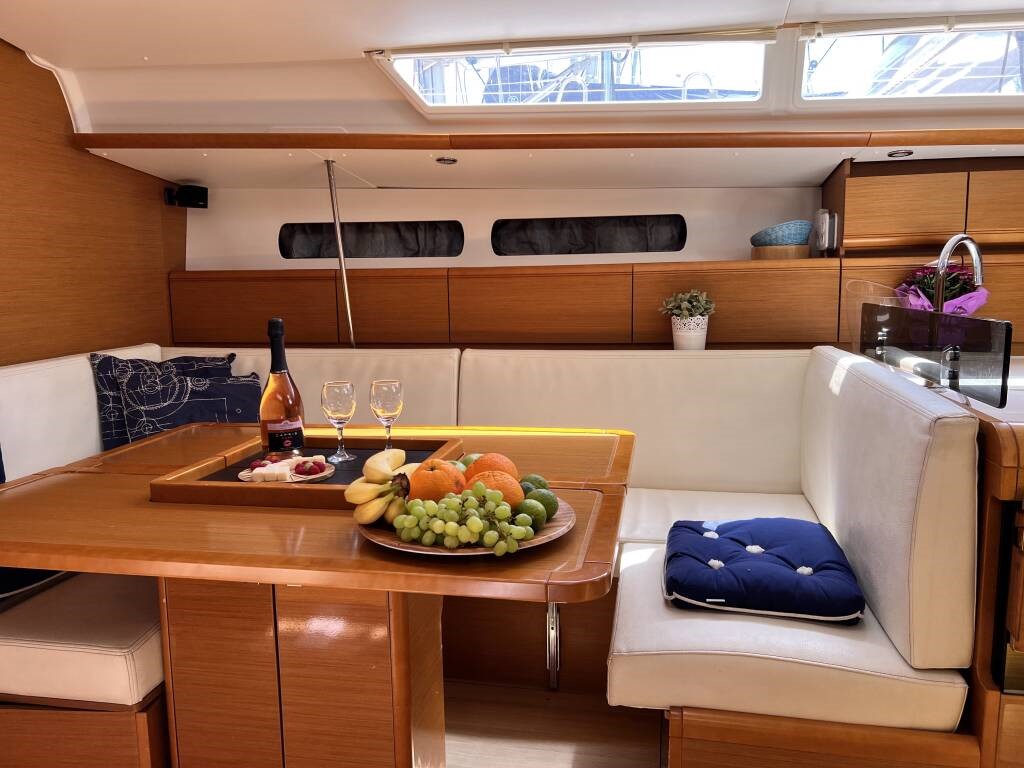 Photo #7 - Sun Odyssey 439 (LADY LINDA) en Baska Voda - 23243