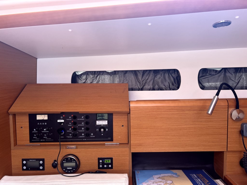 Photo #6 - Sun Odyssey 439 (LADY LINDA) en Baska Voda - 23243
