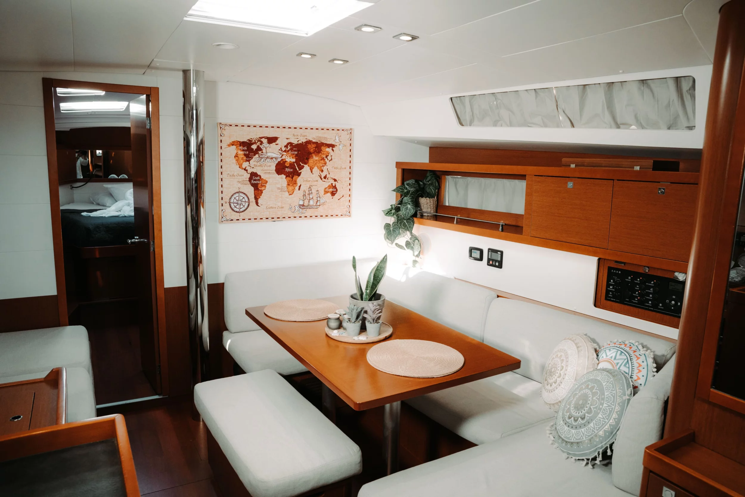 Oceanis 45 (Familia L)  - 16