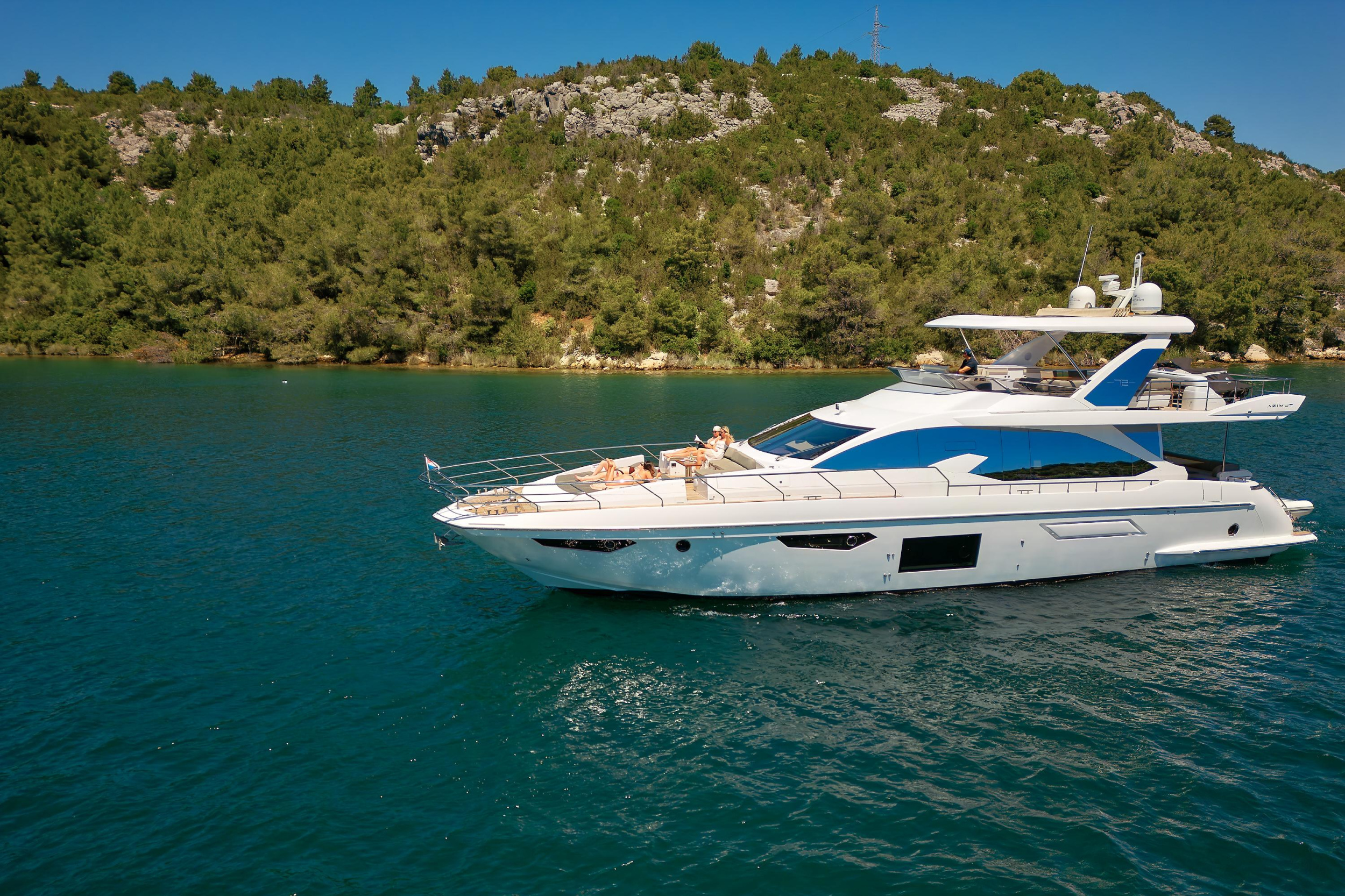 Photo #36 - Azimut 72 (Alyss) in Skradin - 23509