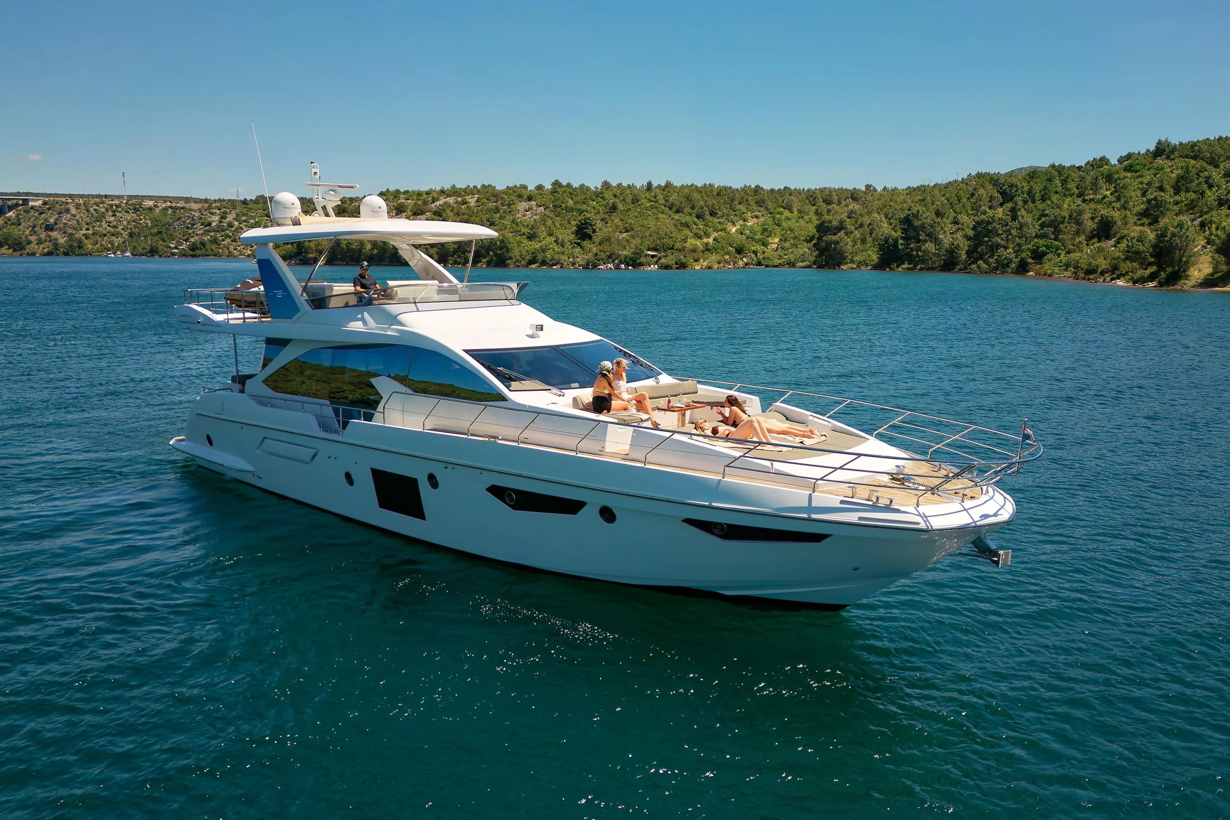 Azimut 72 (Alyss)  - 133