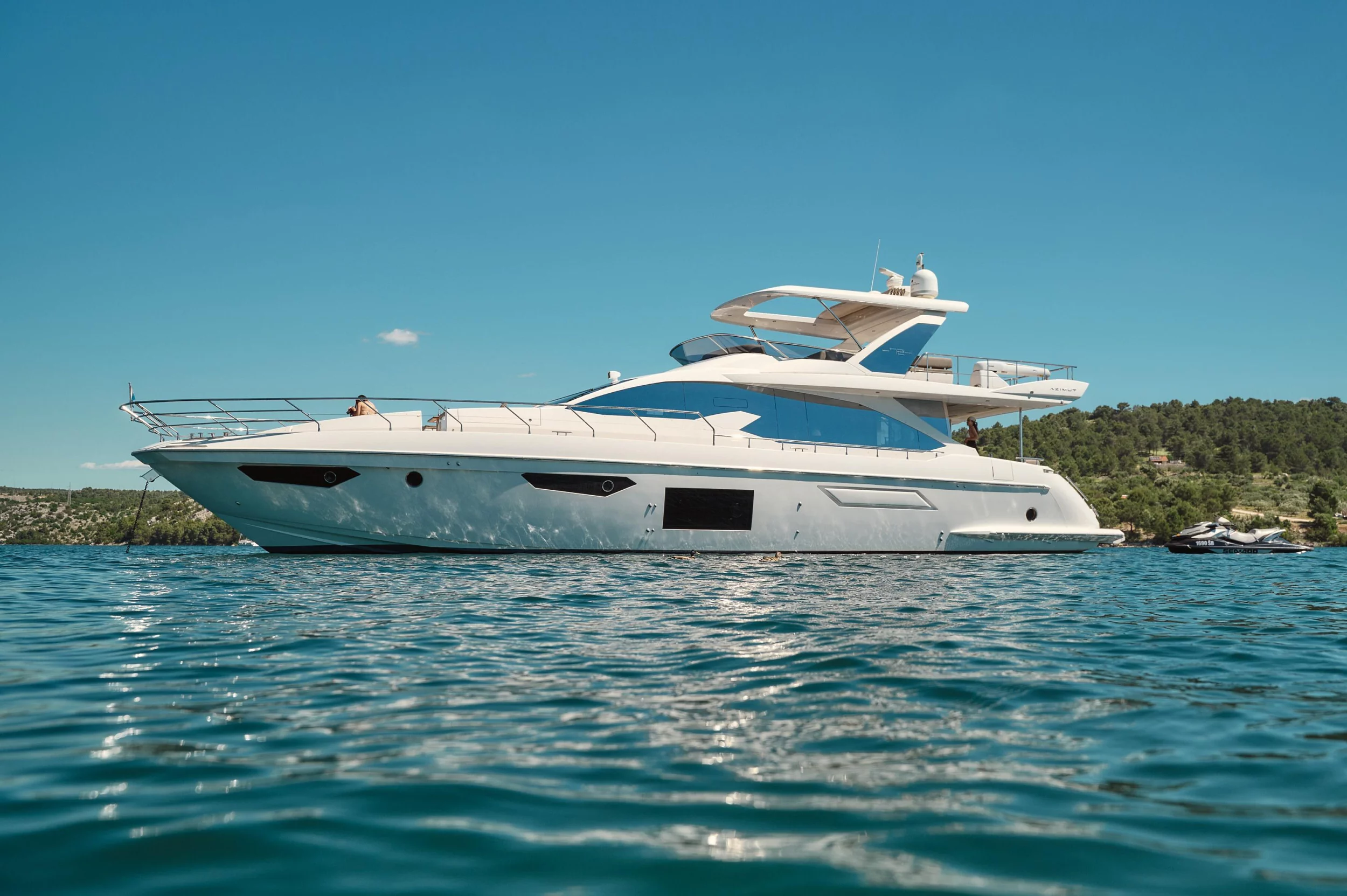Azimut 72 (Alyss)  - 108