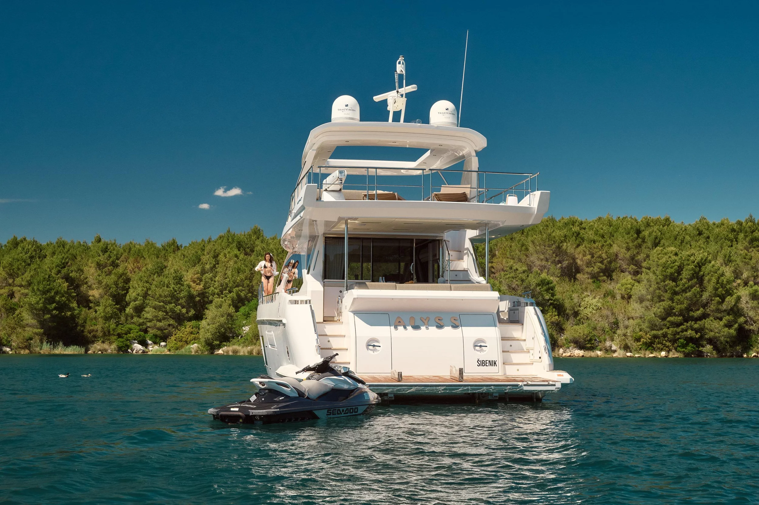 Azimut 72 (Alyss)  - 81