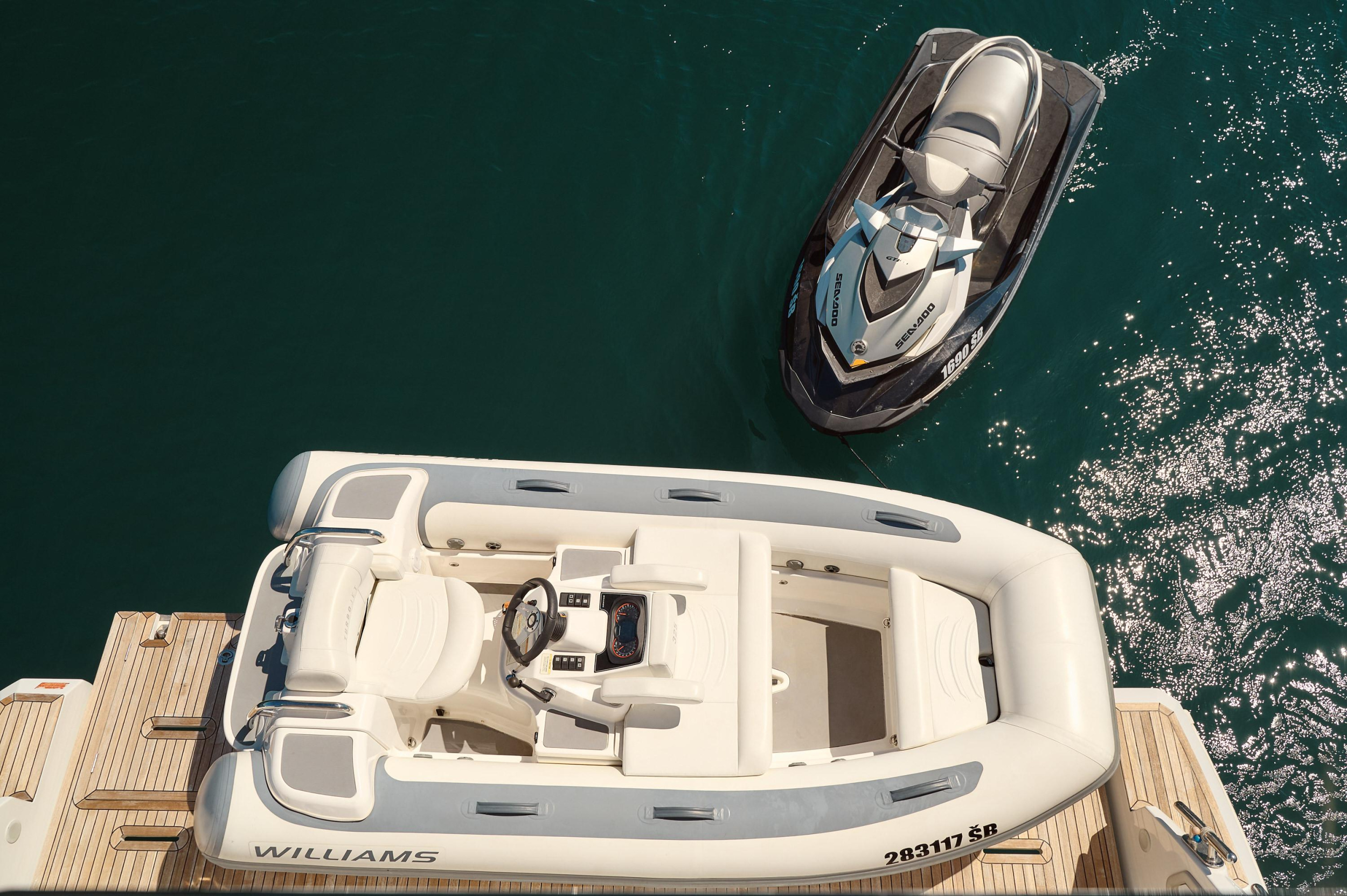 Photo #130 - Azimut 72 (Alyss) in Skradin - 23509