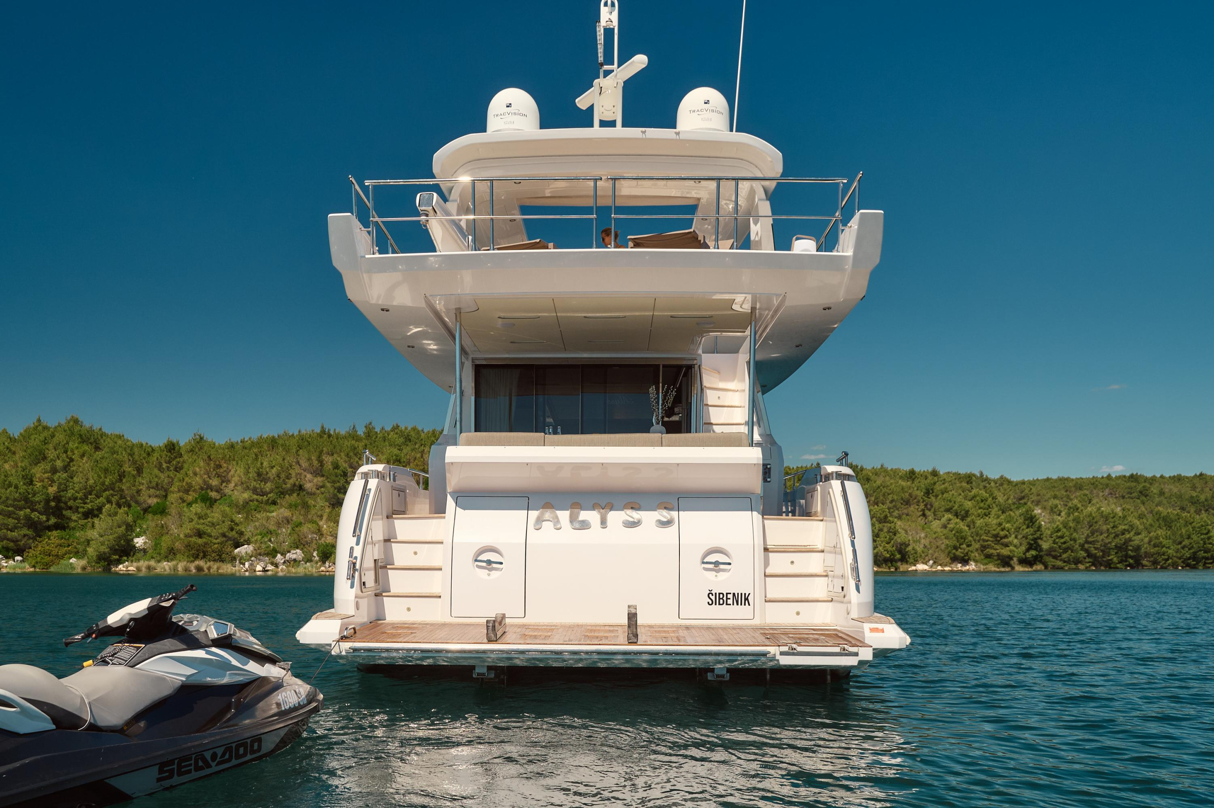 Photo #162 - Azimut 72 (Alyss) in Skradin - 23509
