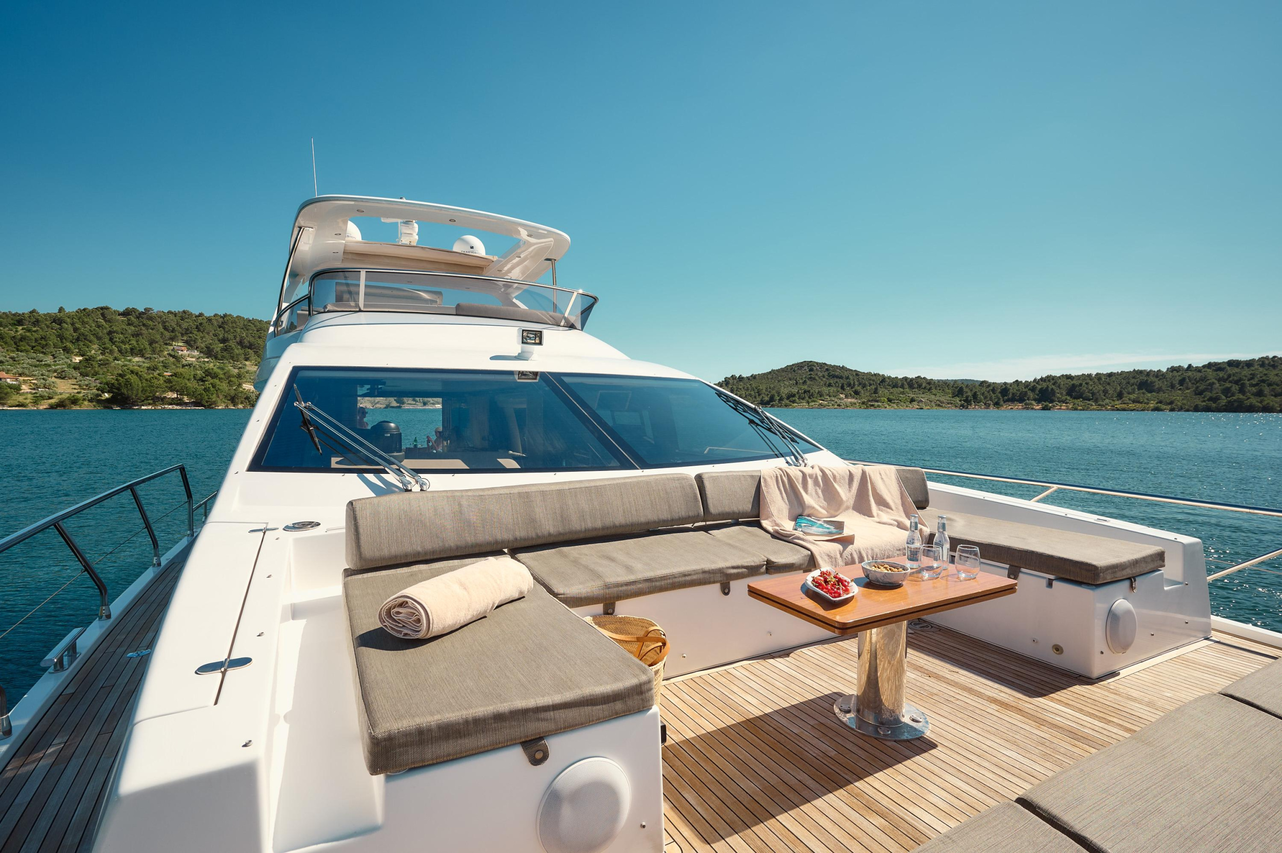 Photo #78 - Azimut 72 (Alyss) in Skradin - 23509