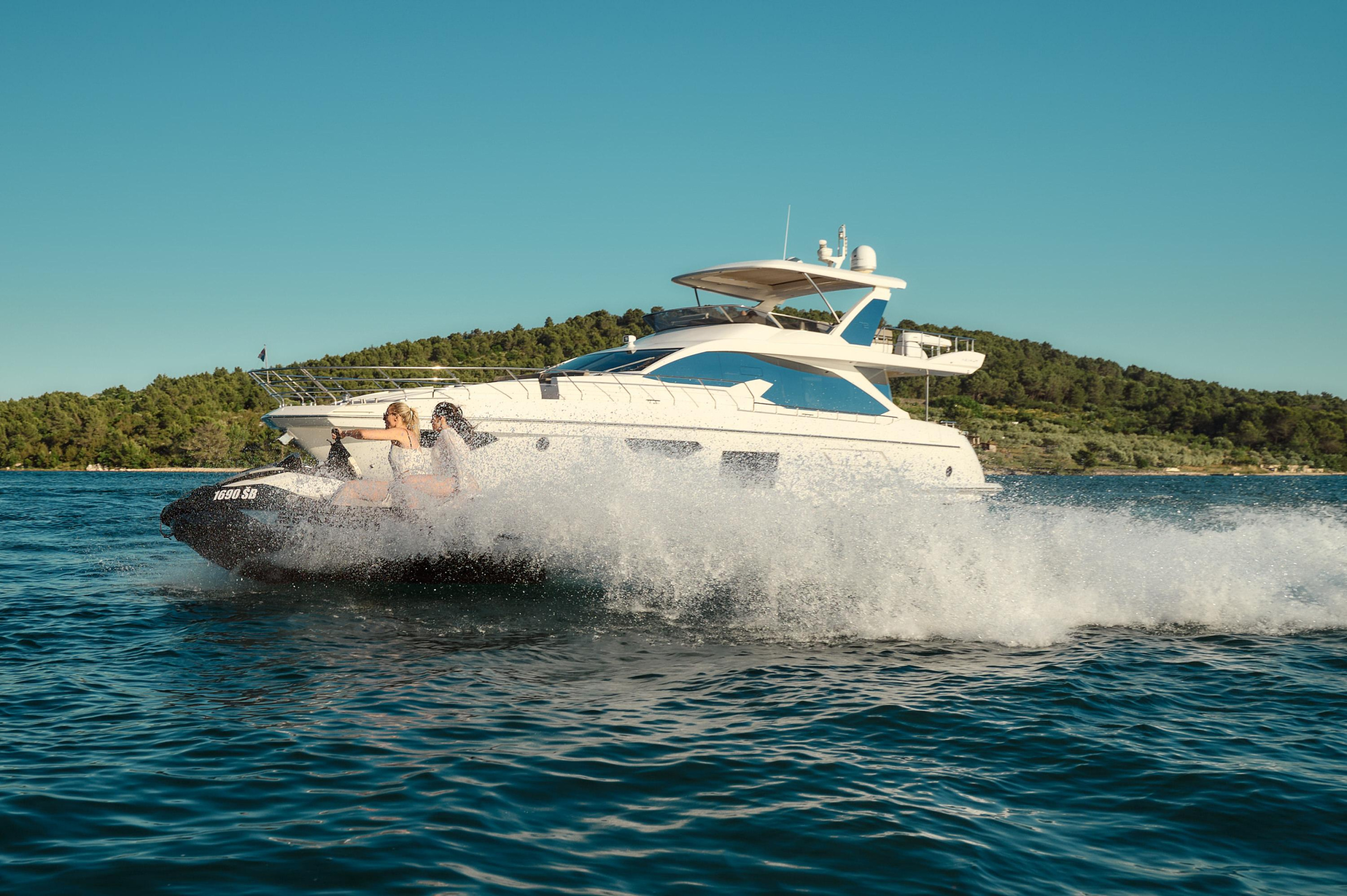 Photo #95 - Azimut 72 (Alyss) in Skradin - 23509