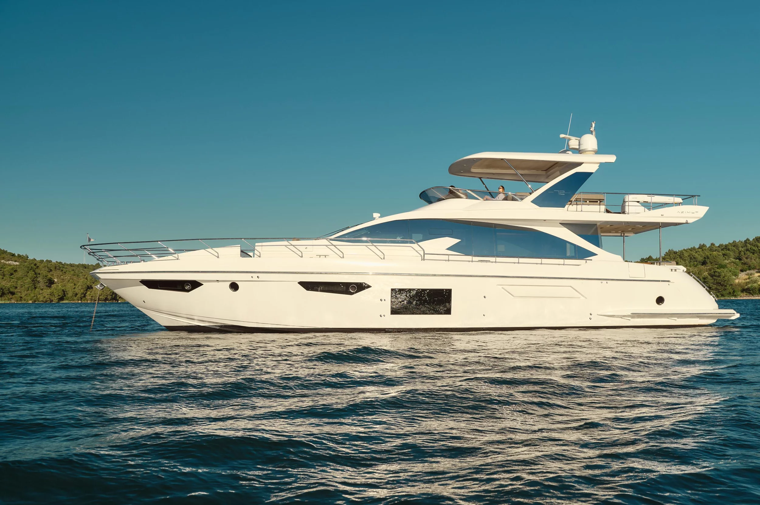 Azimut 72 (Alyss)  - 79