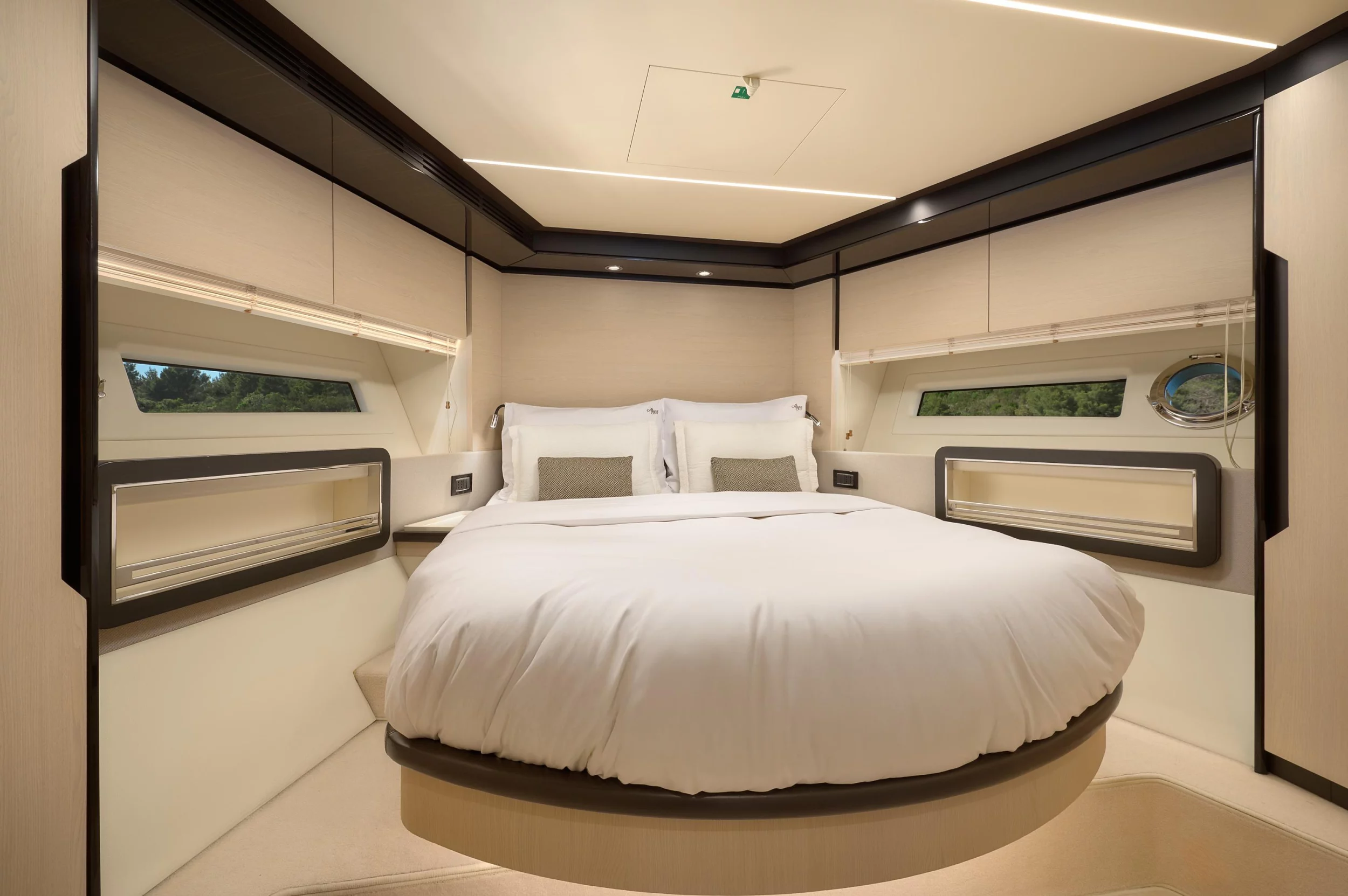Azimut 72 (Alyss)  - 47
