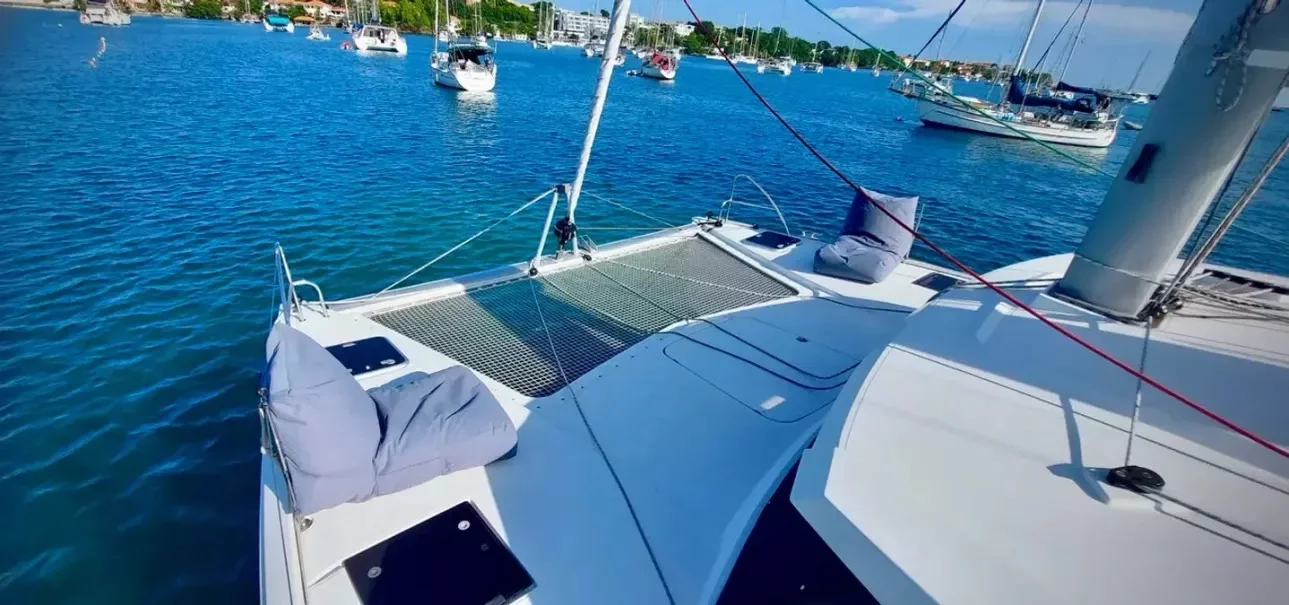Lucia 40 (Aqua Panda)  - 5