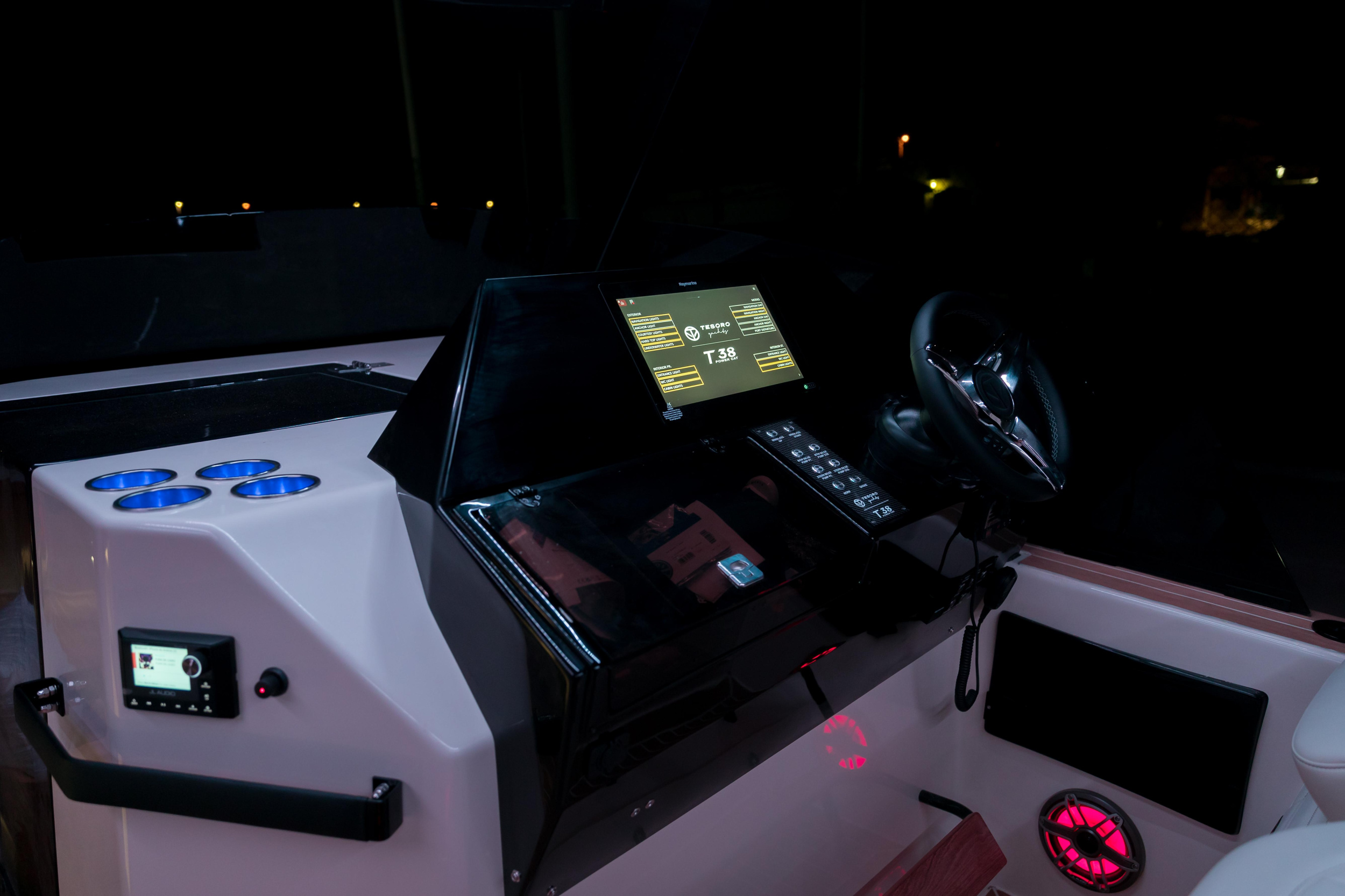 Photo #6 - Tesoro T41 (My Choice) en Glyfada - 21704
