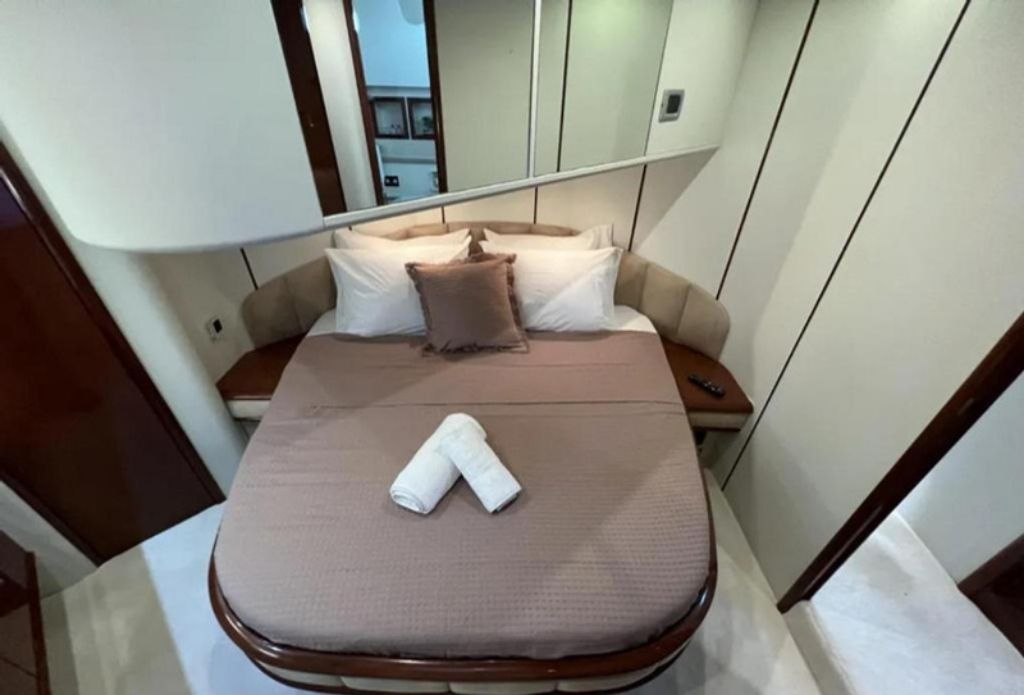 Photo #8 - Fairline Squadron 52 (Bliss) in Mykonos - 21672