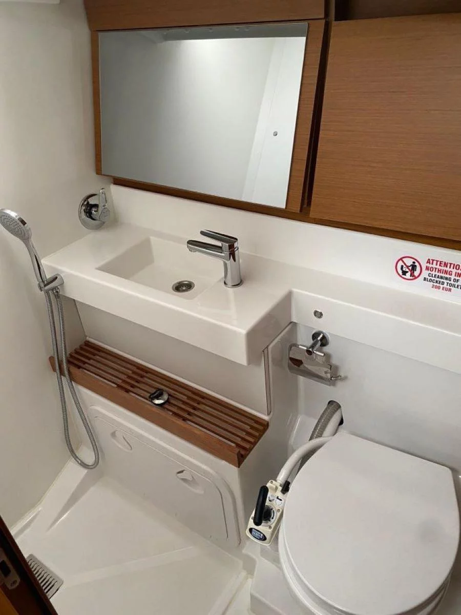 Sun Odyssey 440 (Soyka)  - 2