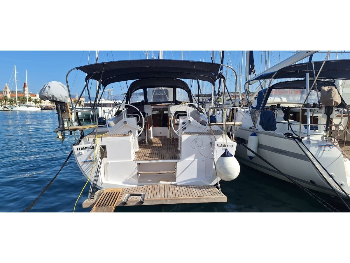 Photo #1 - Elan Impression 45 (Flamingo) en Trogir - 18570