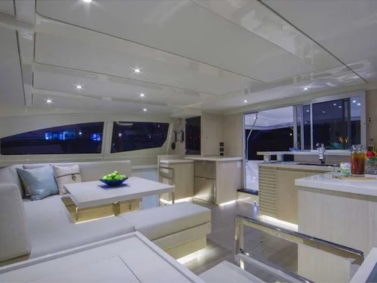 Leopard 51 PC (Esperanza 1) Interior image - 5