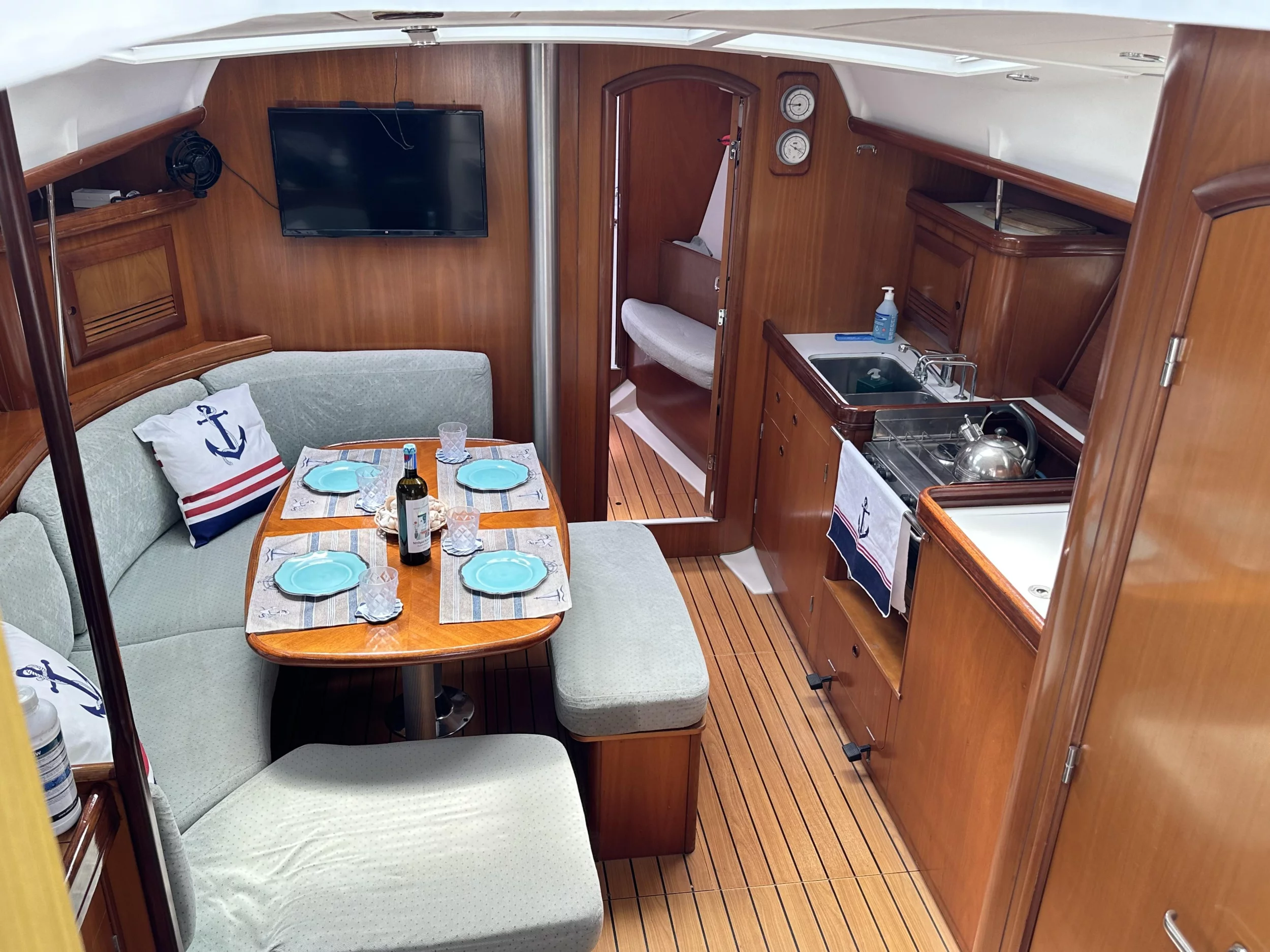 Oceanis Clipper 393 (ARGO) Interior image - 12