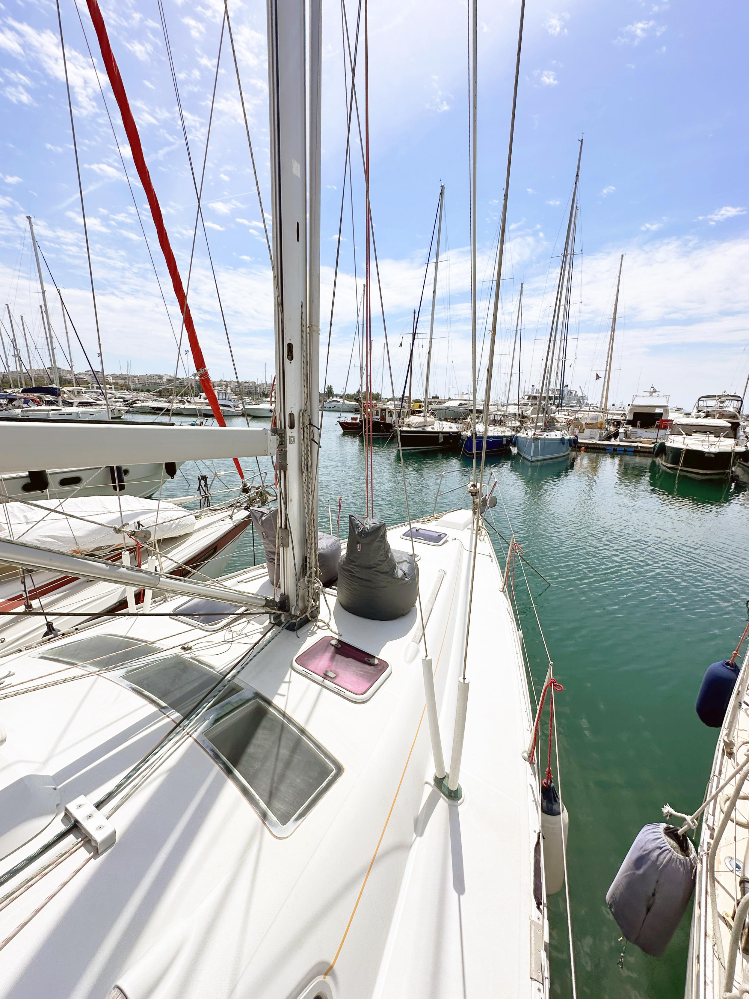 Photo #15 - Oceanis Clipper 393 (ARGO) in Athen - 61778