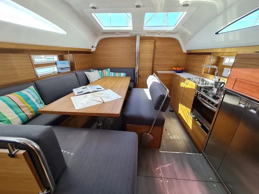 Elan Impression 45.1 (Oxygen) Interior image - 4
