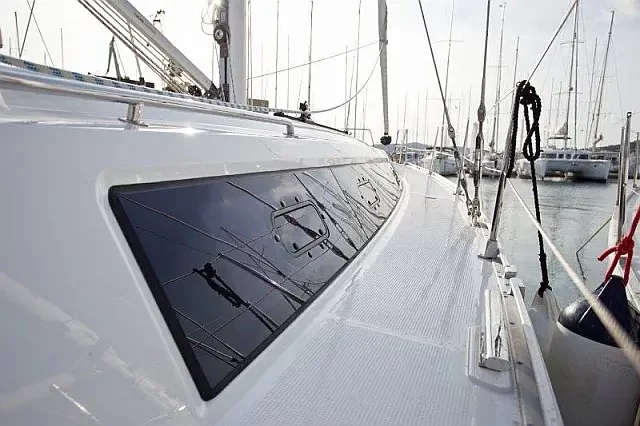 Bavaria Cruiser 46 (Grey Sky)  - 12