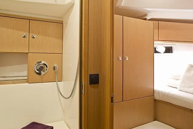Photo #8 - Bavaria Cruiser 46 (Grey Sky) en Trogir - 62174