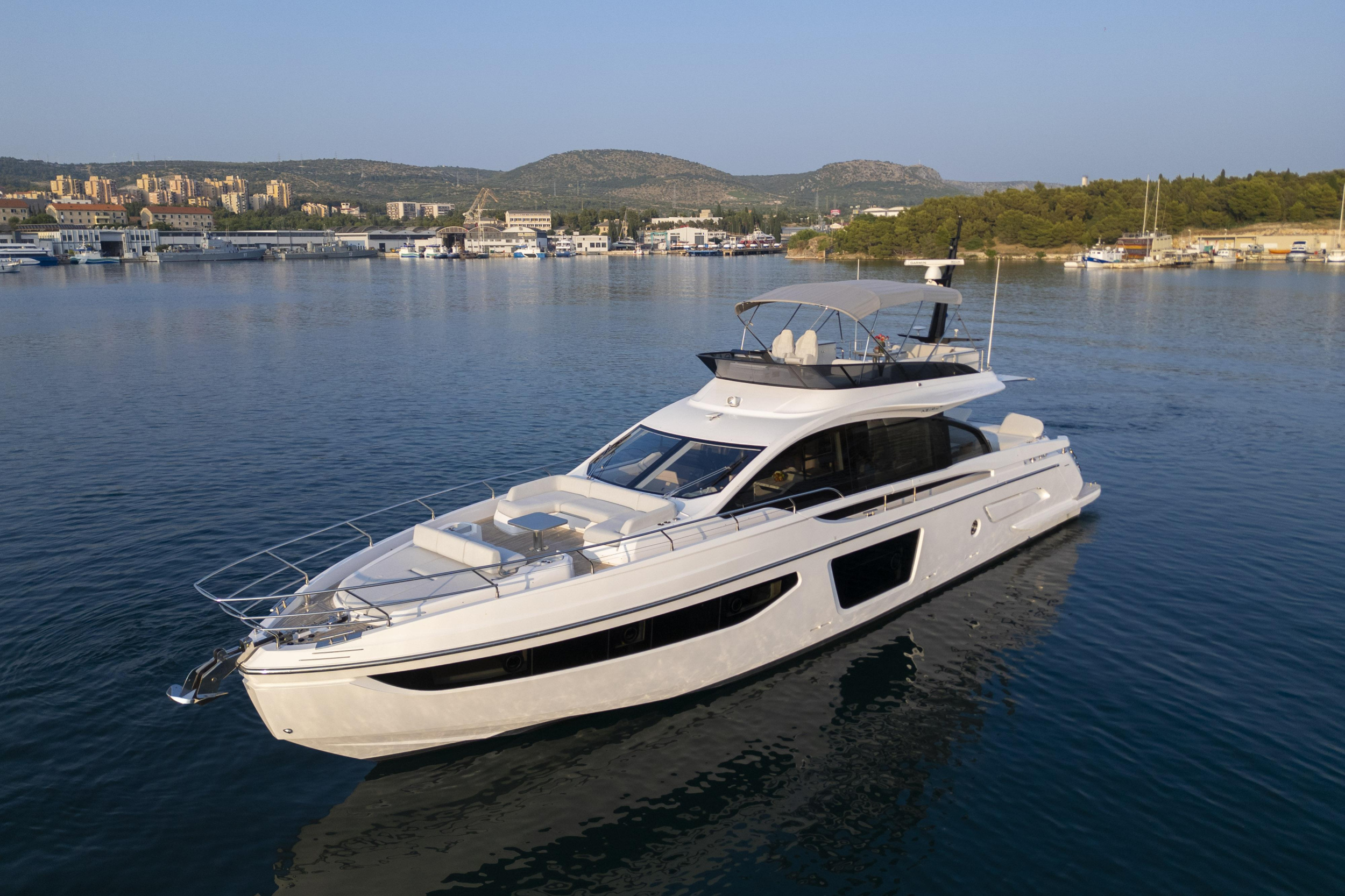 Photo #46 - Azimut S7 (Felicita) en Sibenik - 61820