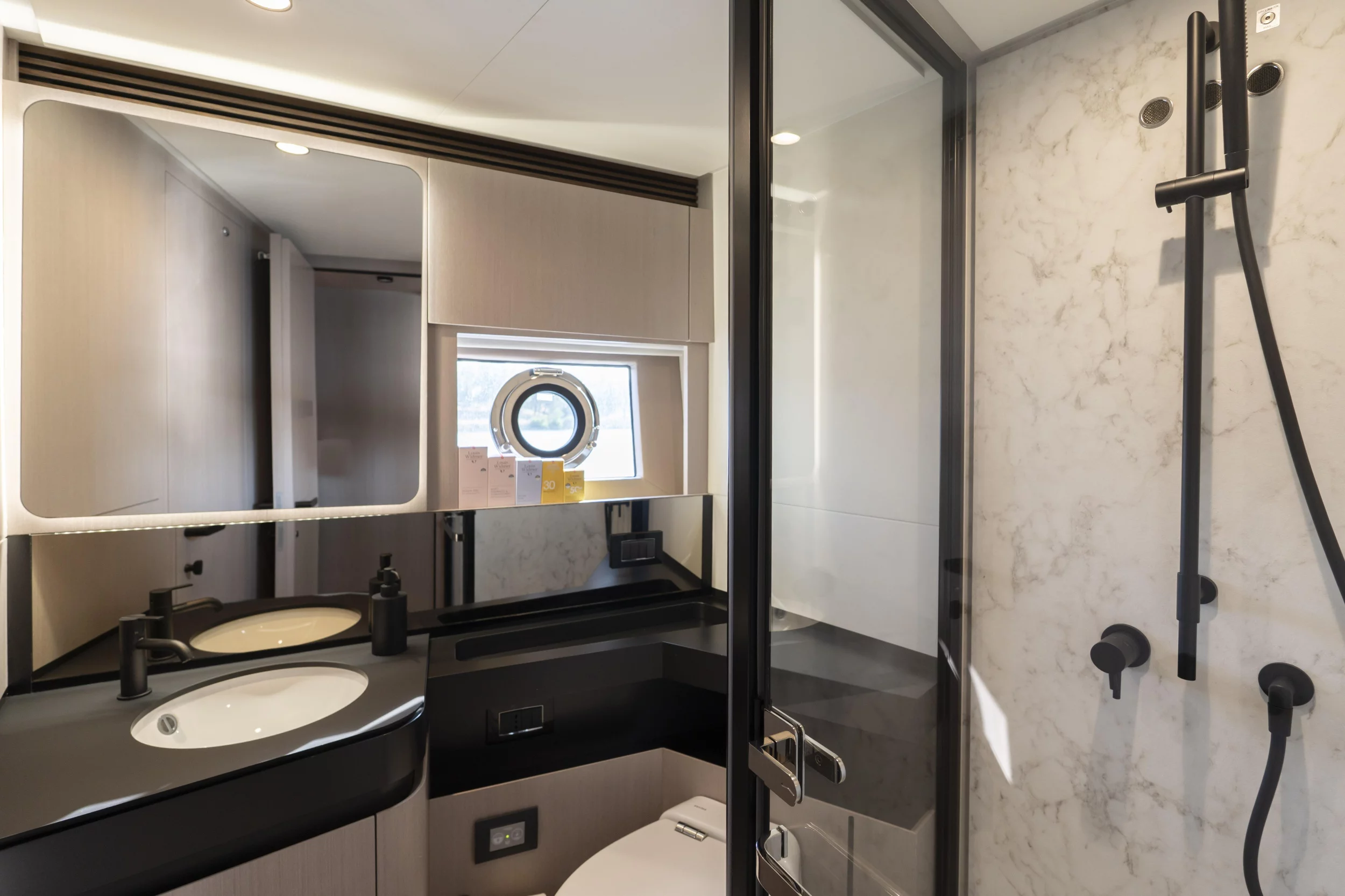 Azimut S7 (Felicita)  - 52