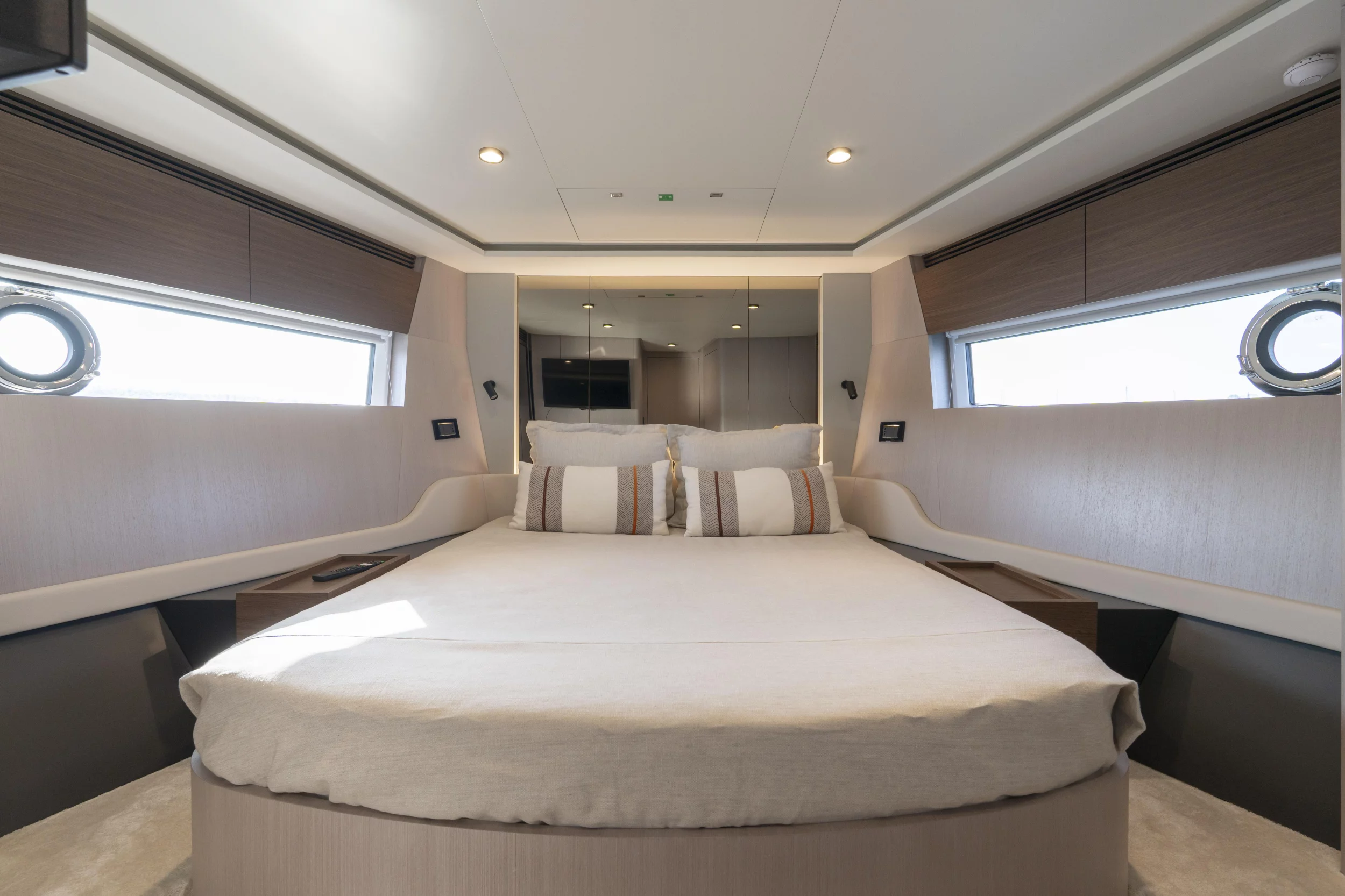 Azimut S7 (Felicita)  - 106