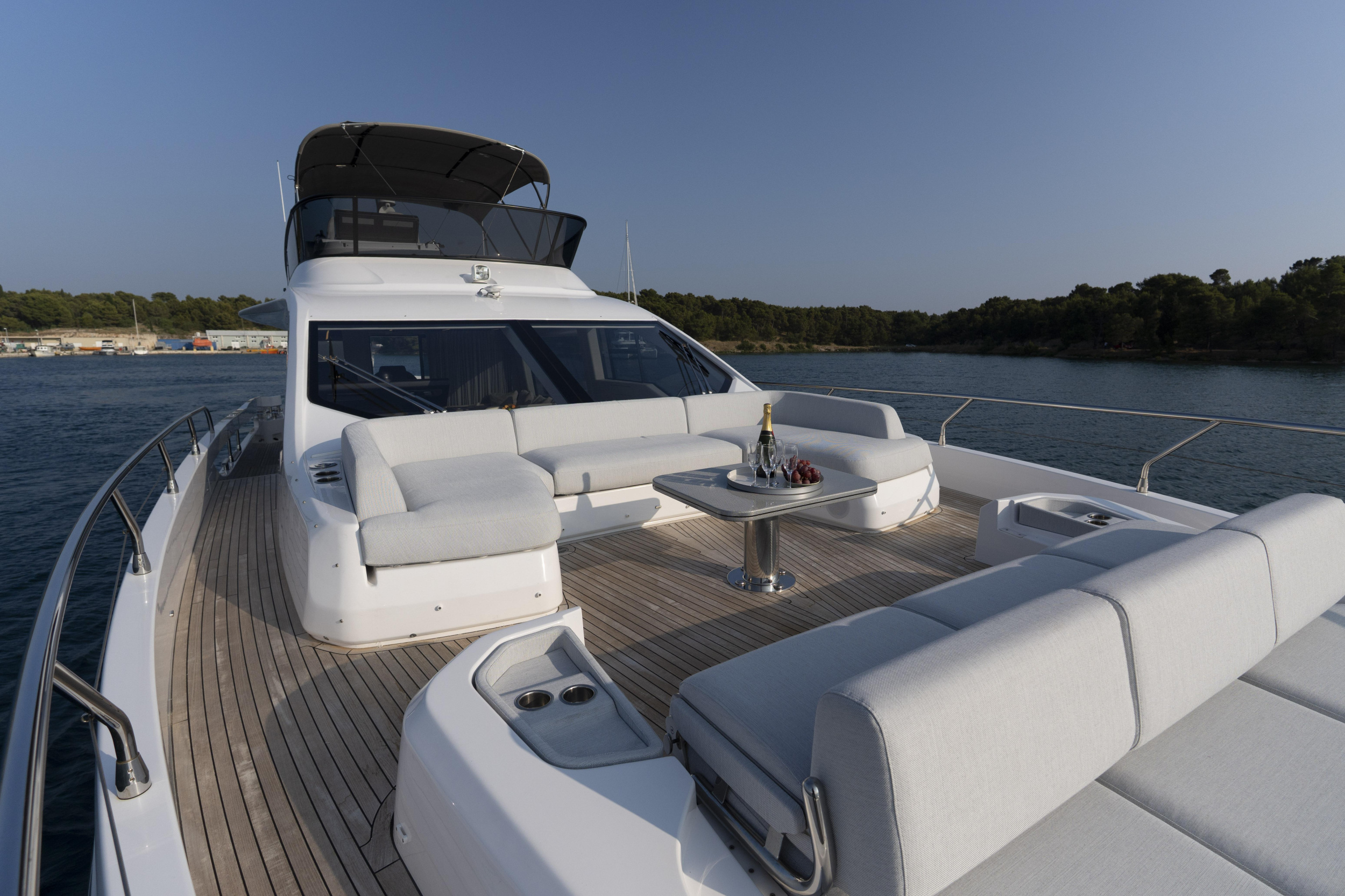 Photo #11 - Azimut S7 (Felicita) en Sibenik - 61820