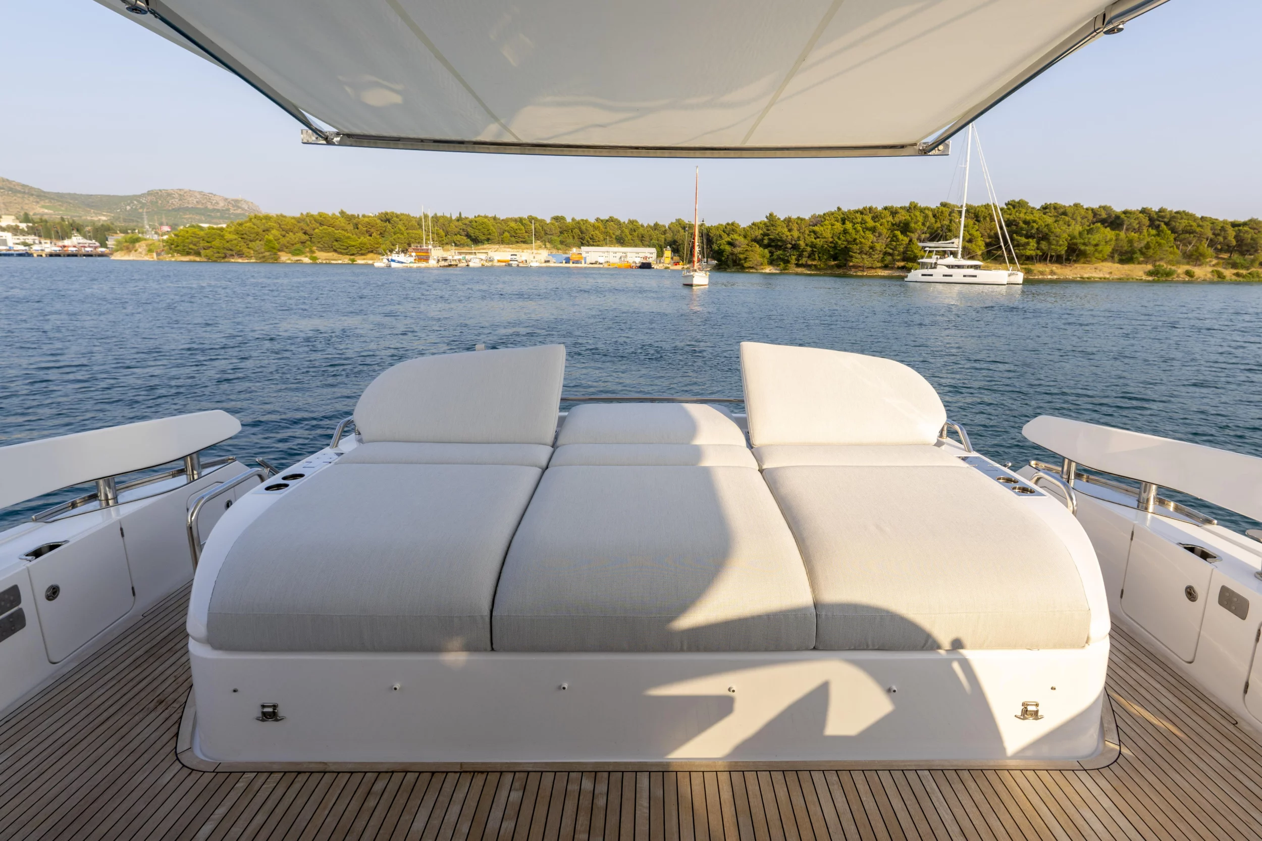 Azimut S7 (Felicita)  - 1