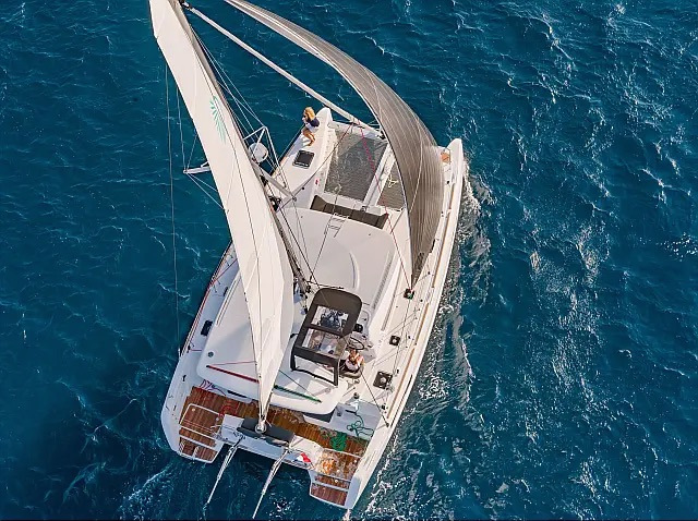 Photo #3 - Lagoon 40 (Twilight) en Trogir - 62186